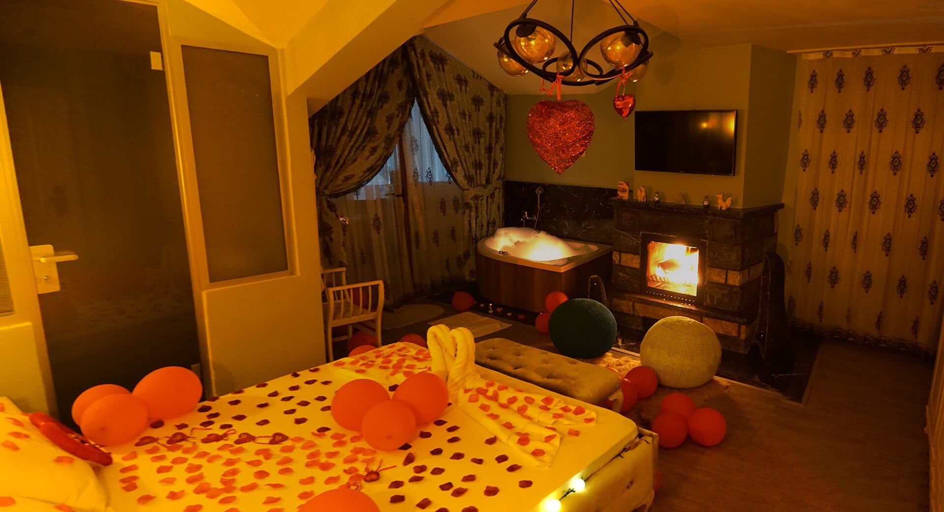 Jakuzili Balayı Otelleri - Rüya Gibi Bir Balayı Deneyimi