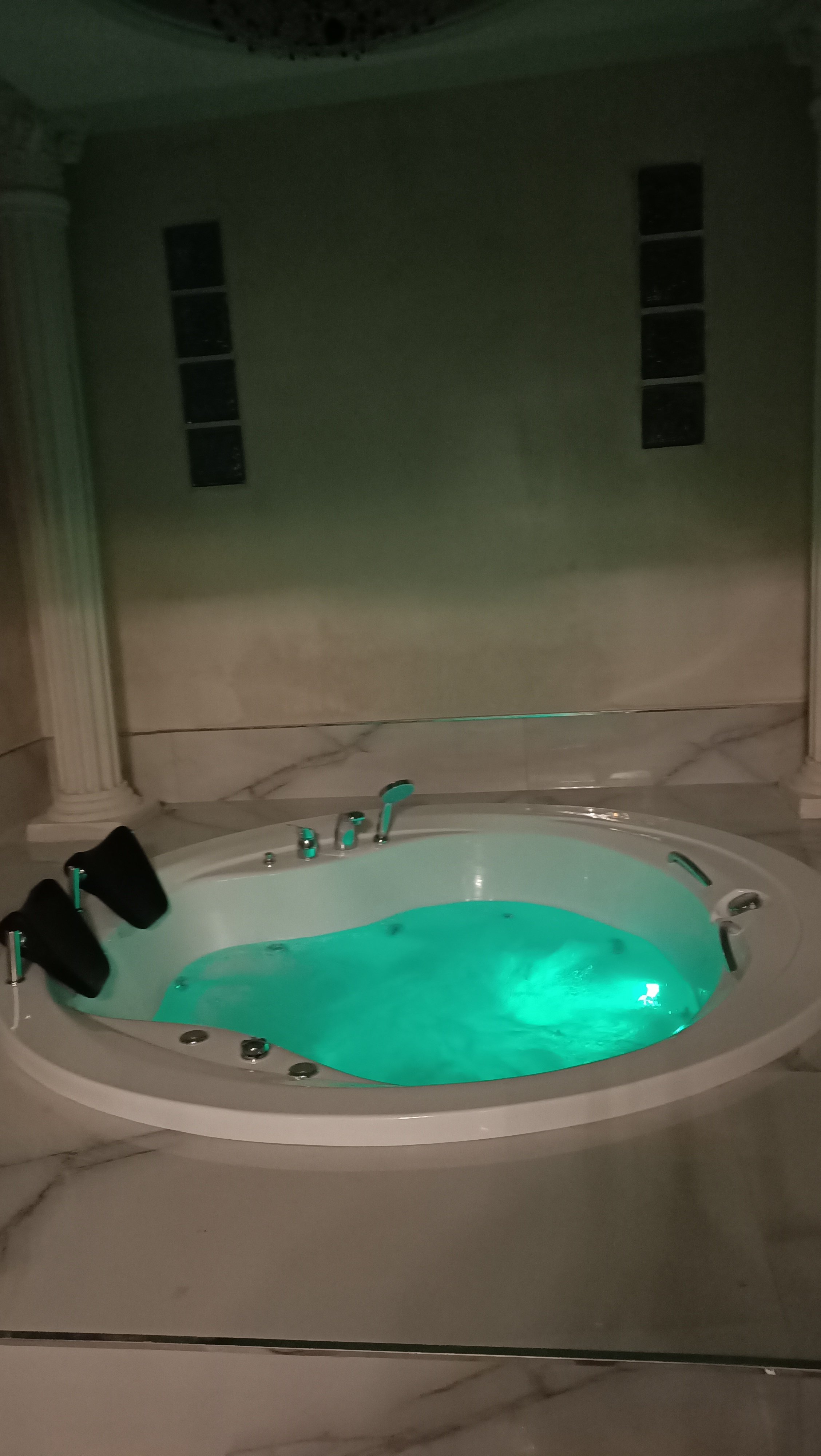 Otelde Doğum Günü